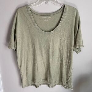 American Eagle Outfitters Sage Green Scoop Neck Women’s Tee size medium